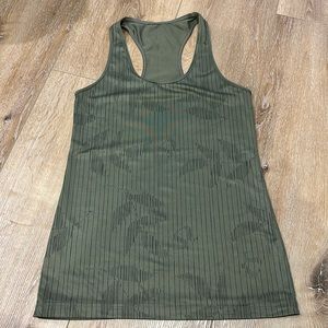 Lululemon Tank Size 10